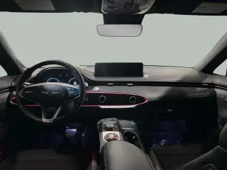 Genesis GV70 2024 AWD 2.5T Estándar 4 puertas SUV