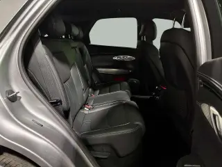 Genesis GV70 2024 AWD 2.5T Estándar 4 puertas SUV