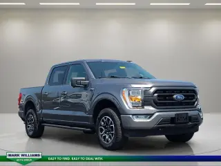 Ford F-150 2023 4x4 XLT 4 puertas SuperCrew 5.5 pies. SB