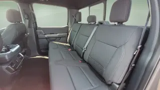 Ford F-150 2023 4x4 XLT 4 puertas SuperCrew 5.5 pies. SB