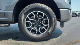 Ford F-150 2023 4x4 XLT 4 puertas SuperCrew 5.5 pies. SB