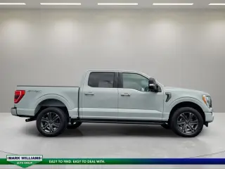 Ford F-150 2023 4x4 XLT 4 puertas SuperCrew 5.5 pies. SB