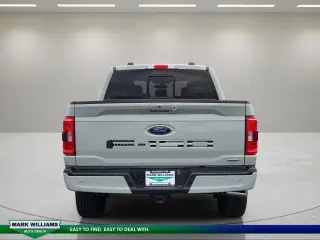 Ford F-150 2023 4x4 XLT 4 puertas SuperCrew 5.5 pies. SB