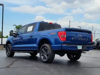 Ford F-150 2023 4x4 XLT 4 puertas SuperCrew 5.5 pies. SB