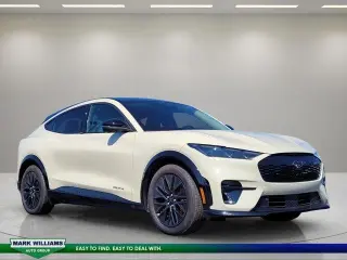 Ford Mustang Mach-E 2025 AWD Premium 4 puertas SUV