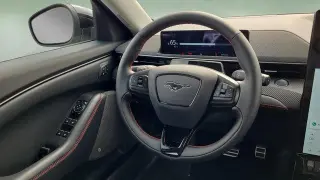 Ford Mustang Mach-E 2025 AWD Premium 4 puertas SUV