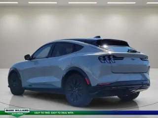 Ford Mustang Mach-E 2025 AWD Premium 4 puertas SUV