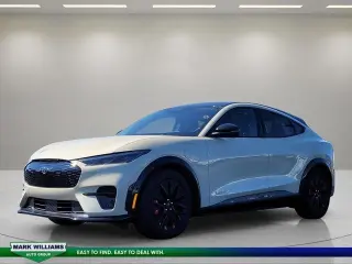 Ford Mustang Mach-E 2025 AWD Premium 4 puertas SUV