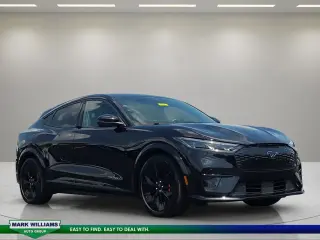 Ford Mustang Mach-E 2025 AWD GT 4 puertas SUV