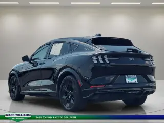 Ford Mustang Mach-E 2025 AWD GT 4 puertas SUV