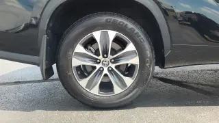 Toyota Highlander Híbrido 2023 AWD XLE 4 puertas SUV