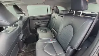 Toyota Highlander Híbrido 2023 AWD XLE 4 puertas SUV