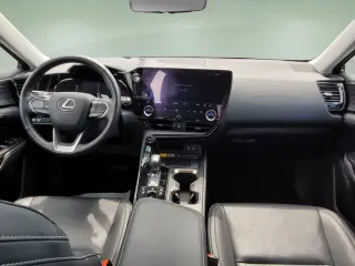 Lexus NX 450h+ 2022 AWD 4 puertas Crossover