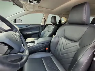 Lexus NX 450h+ 2022 AWD 4 puertas Crossover