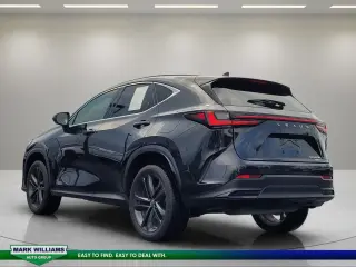 Lexus NX 450h+ 2022 AWD 4 puertas Crossover