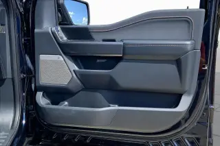 Ford F-150 2022 4x4 Tremor 4 puertas SuperCrew 5.5 pies. Caja corta