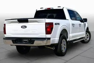 Ford F-150 2025 4x4 XLT 4 puertas SuperCrew 5.5 pies SB