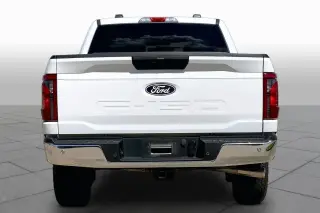 Ford F-150 2025 4x4 XLT 4 puertas SuperCrew 5.5 pies SB