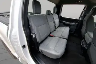 Ford F-150 2025 4x4 XLT 4 puertas SuperCrew 5.5 pies. SB