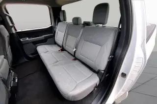 Ford F-150 2025 4x4 XLT 4 puertas SuperCrew 5.5 pies. SB