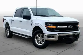 Ford F-150 2025 4x4 XLT 4 puertas SuperCrew 5.5 pies. SB