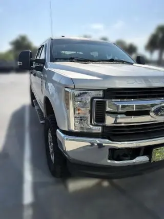 Ford F-250 Super Duty 2019 4x4 XLT Cabina Doble 4 puertas 8 pies LB Pickup