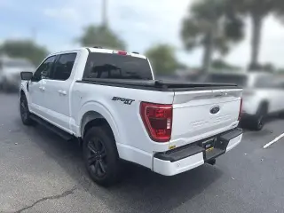 Ford F-150 2023 4x4 XLT 4 puertas SuperCrew 5.5 pies SB