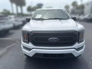 Ford F-150 2023 4x4 XLT 4 puertas SuperCrew 5.5 pies SB