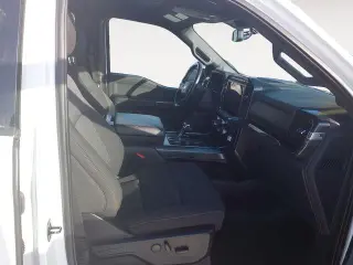 Ford F-150 2023 4x4 XLT 4 puertas SuperCrew 5.5 pies. SB