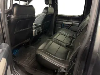 Ford F-150 2019 4x4 Raptor 4 puertas SuperCrew 5.5 pies. Caja corta