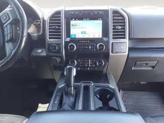 Ford F-150 2019 4x4 Raptor 4 puertas SuperCrew 5.5 pies. Caja corta