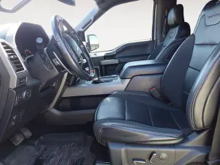 Ford F-150 2019 4x4 Raptor 4 puertas SuperCrew 5.5 pies. Caja corta