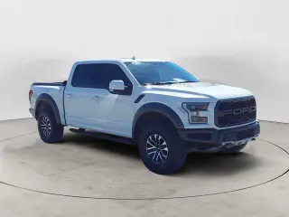 Ford F-150 2019 4x4 Raptor 4 puertas SuperCrew 5.5 pies. Caja corta