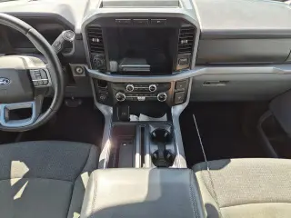 Ford F-150 2024 4x4 XLT 4 puertas SuperCrew 5.5 pies. SB