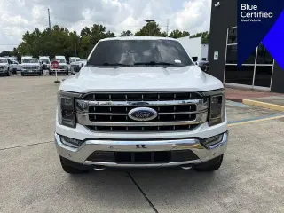 Ford F-150 2022 4x4 Lariat 4 puertas SuperCrew 5.5 pies. SB