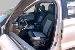 Ford Explorer 2022 XLT 4 puertas SUV