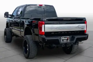 Ford F-250 Super Duty 2017 4x4 Platinum 4 puertas Cabina Crew 8 pies LB Pickup