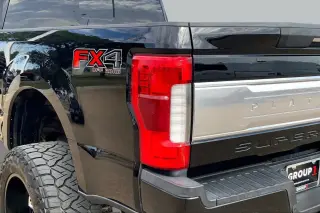 Ford F-250 Super Duty 2017 4x4 Platinum 4 puertas Cabina Crew 8 pies LB Pickup