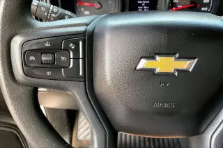 Chevrolet Silverado 2500HD 2024 4x4 Custom 4 puertas Cabina Crew SB