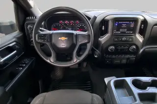 Chevrolet Silverado 2500HD 2024 4x4 Custom 4 puertas Cabina Crew SB