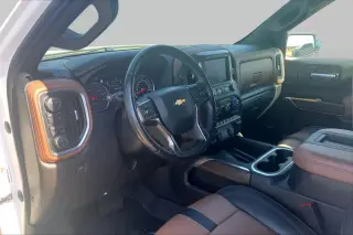 Chevrolet Silverado 1500 Limited 2022 4x4 High Country 4 puertas Cabina doble 5.8 pies. Caja corta