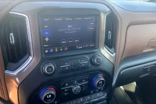 Chevrolet Silverado 1500 Limited 2022 4x4 High Country 4 puertas Cabina doble 5.8 pies. Caja corta