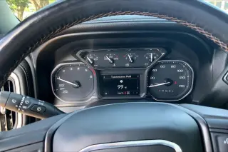 GMC Sierra 1500 2021 4x4 AT4 4 puertas Cabina Crew 5.8 ft. SB