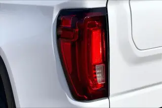 GMC Sierra 1500 2021 4x4 AT4 4 puertas Cabina Crew 5.8 ft. SB