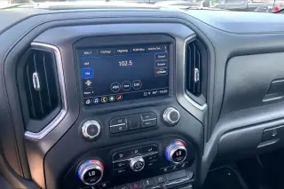 GMC Sierra 1500 2021 4x4 AT4 4 puertas Cabina Crew 5.8 ft. SB