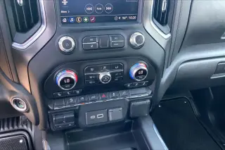 GMC Sierra 1500 2021 4x4 AT4 4 puertas Cabina Crew 5.8 ft. SB