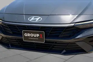 Hyundai ELANTRA 2024 SEL 4 puertas Sedan
