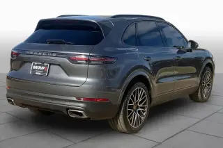 Porsche Cayenne 2022 AWD 4 puertas SUV