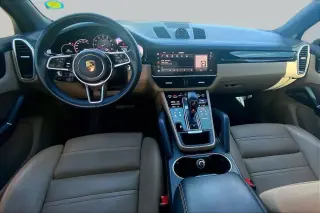 Porsche Cayenne 2022 AWD 4 puertas SUV