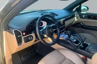 Porsche Cayenne 2022 AWD 4 puertas SUV